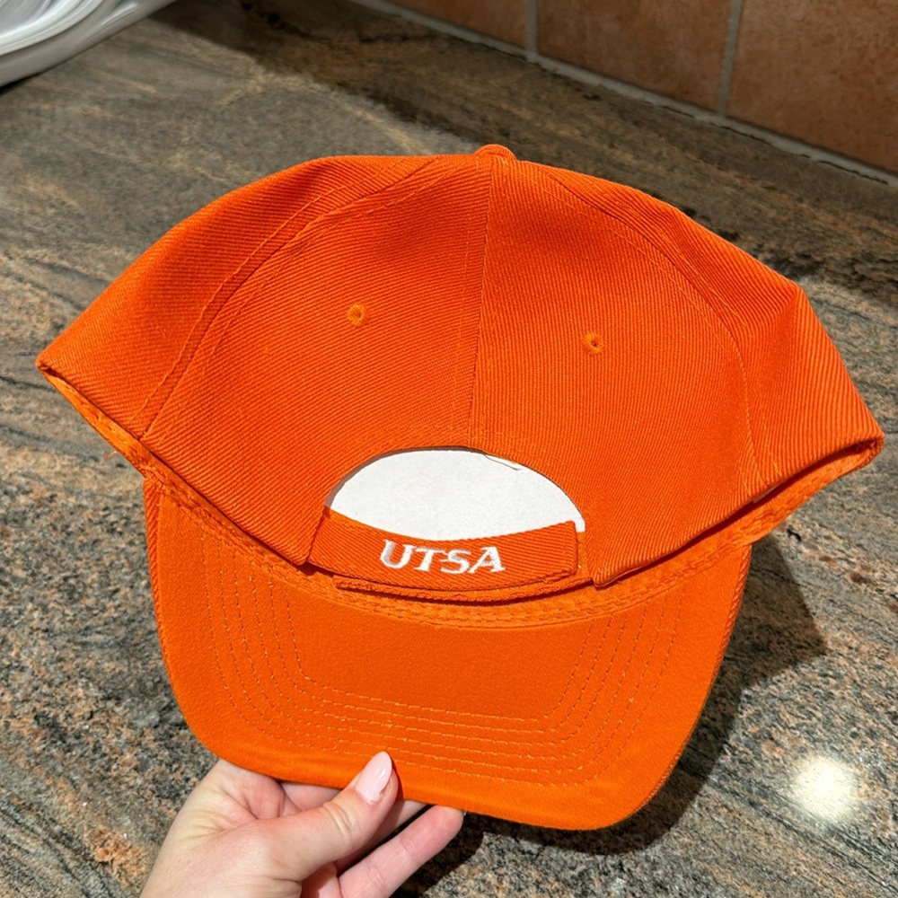UTSA Roadrunners Baseball Hat NWOT - Picture 4 of 7